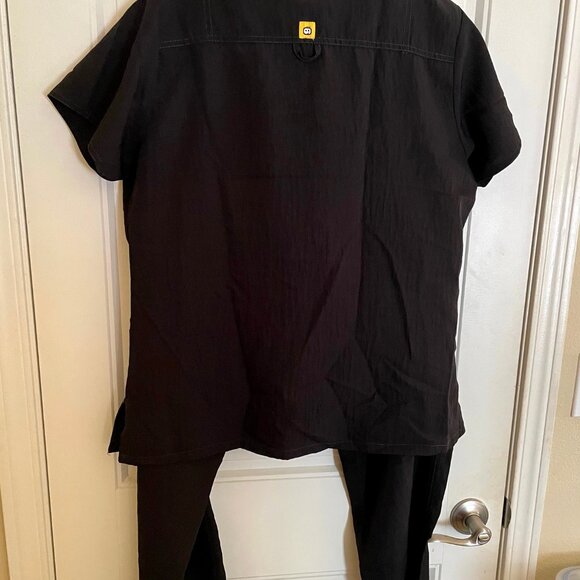 NEW Four Stretch 4 Black Polyester Scrubs Sz L Unisex - Picture 3 of 4